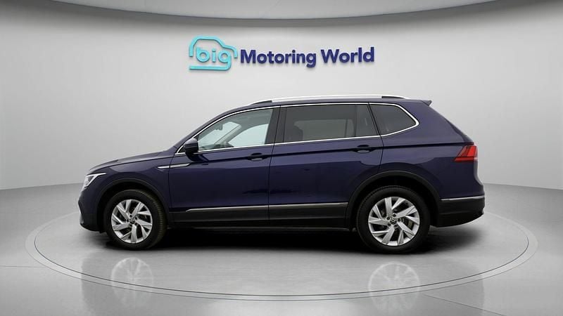Usado VW Tiguan S 148 HP (108 kW) 2022 Azul SUV