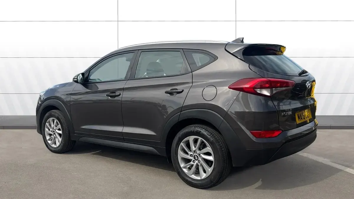 Used Hyundai Tucson SE 116 HP (85 kW) 2016 Grey SUV
