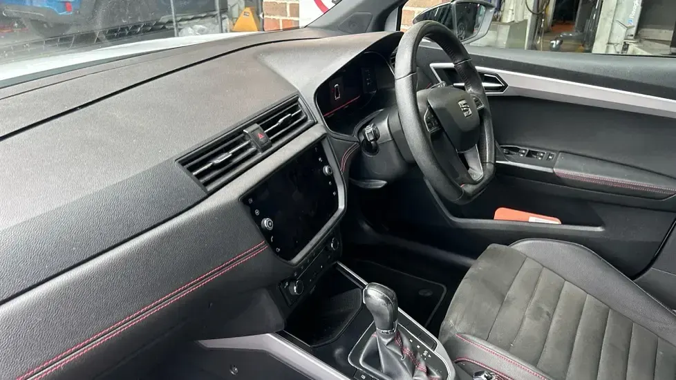 Used Seat Arona FR Sport 115 HP (84 kW) 2019 White SUV