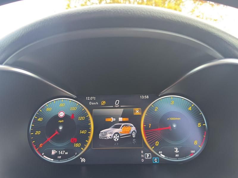 Used Mercedes GLC300 AMG Line Premium 2019 White Estate