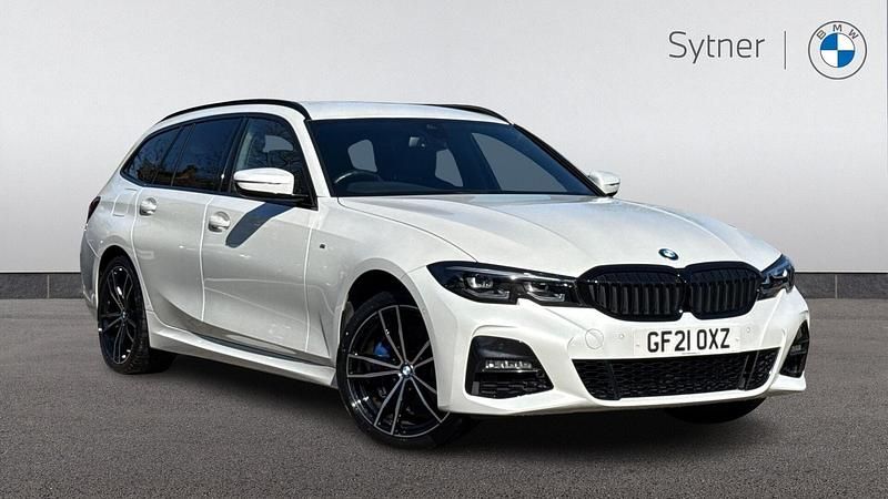 Used BMW 330e M Sport 288 HP (211 kW) 2021 White Estate