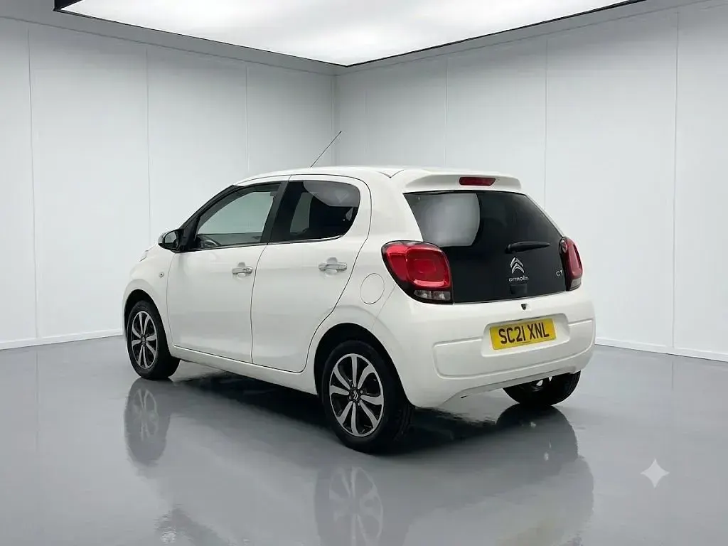 Used Citroën C1 Shine 2021 White Hatchback
