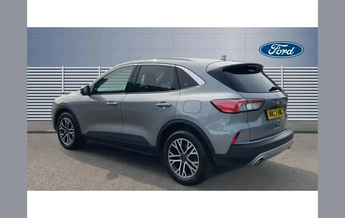 Used Ford Kuga Titanium 117 HP (86 kW) 2022 Silver SUV