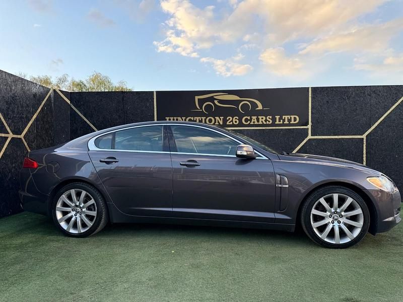 Used Jaguar XF Luxury 207 HP (152 kW) 2008 Grey Sedan