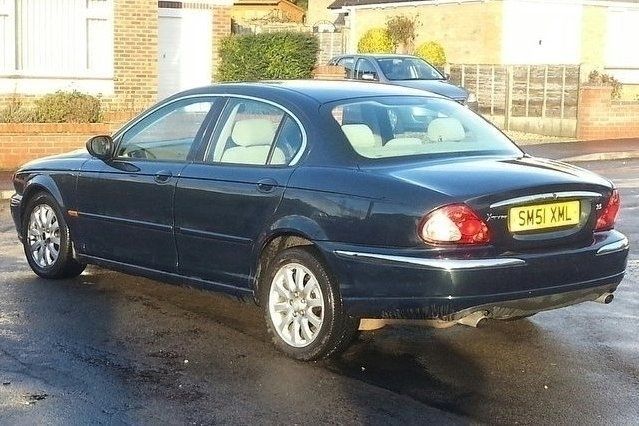 Usado Jaguar X-type 194 HP (142 kW) 2001 Sedan
