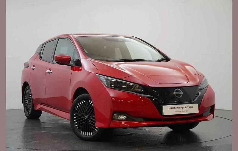 Red Used 2023 Nissan Leaf Tekna Hatchback | £16,299 (A bit pricey) - Image 1/3