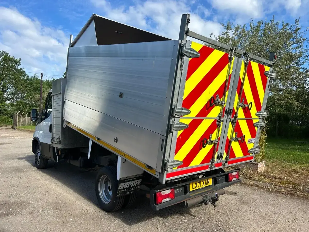 Used Iveco Daily 180 HP (132 kW) 2021 White Cabriolet