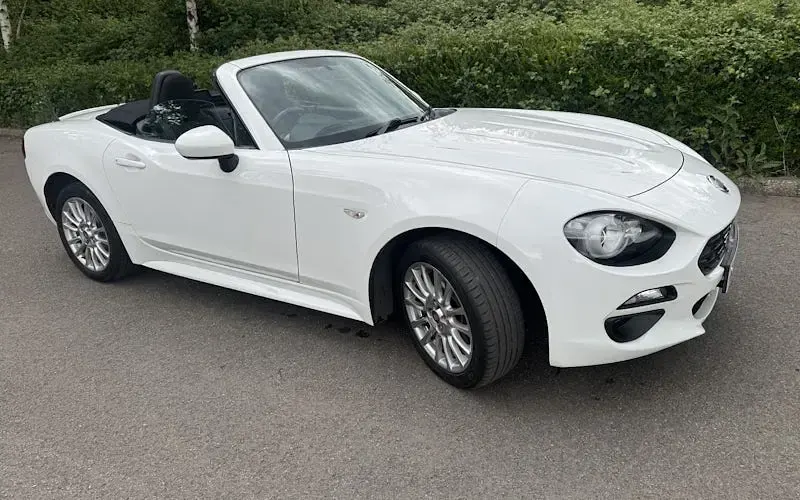 Usado Fiat 124 Spider Classica 140 HP (102 kW) 2017 Cabrios