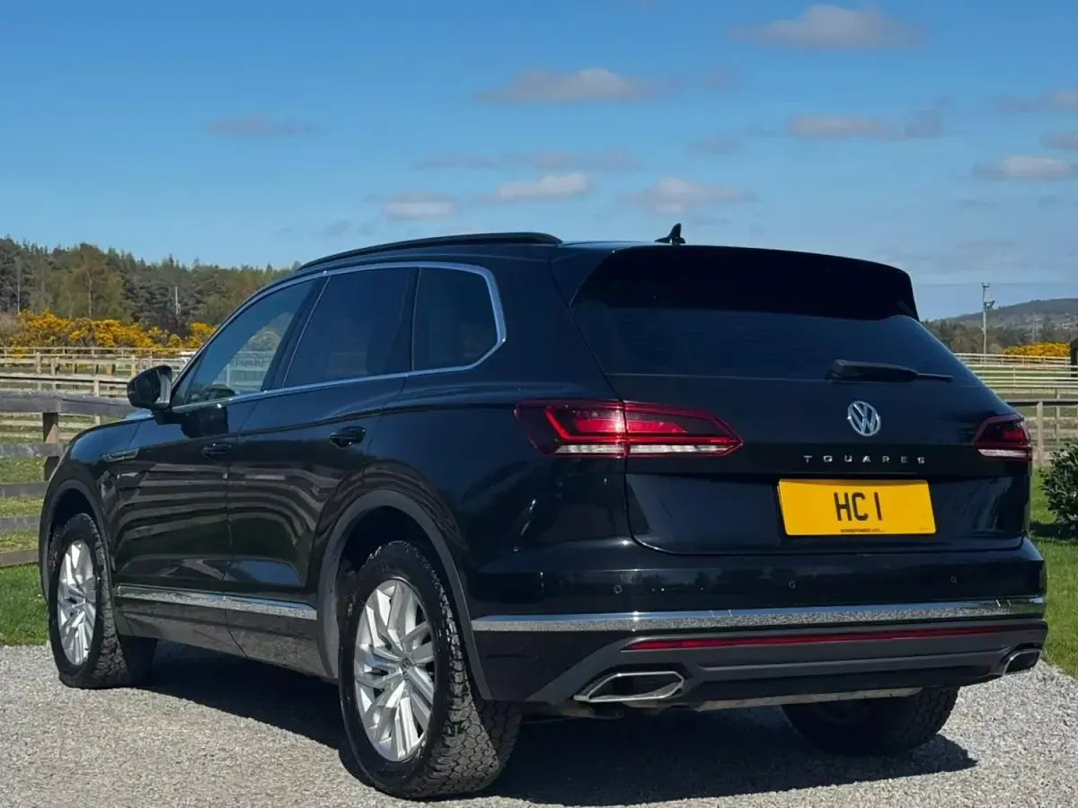 Usado VW Touareg SEL 231 CV (169 kW) 2019 Negro SUV