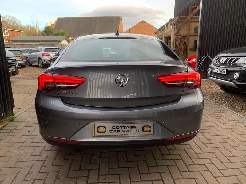 Used Vauxhall Insignia SRi 165 HP (121 kW) 2019 Grey Hatchback