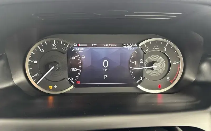 Used Land Rover Discovery Sport SE Dynamic 204 HP (150 kW) 2022 Grey SUV