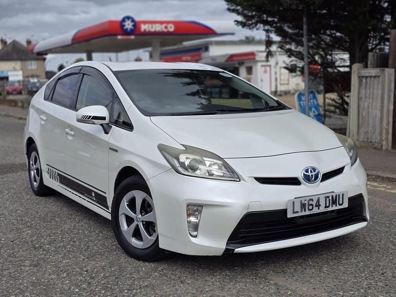 White Used 2014 Toyota Prius Hatchback | £5,495 (Good price) - Image 1/4