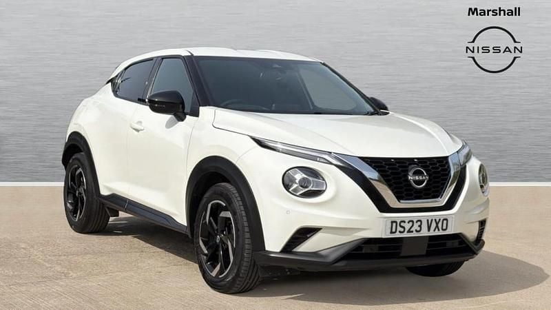Used Nissan Juke N-Connecta 114 HP (83 kW) 2023 White SUV