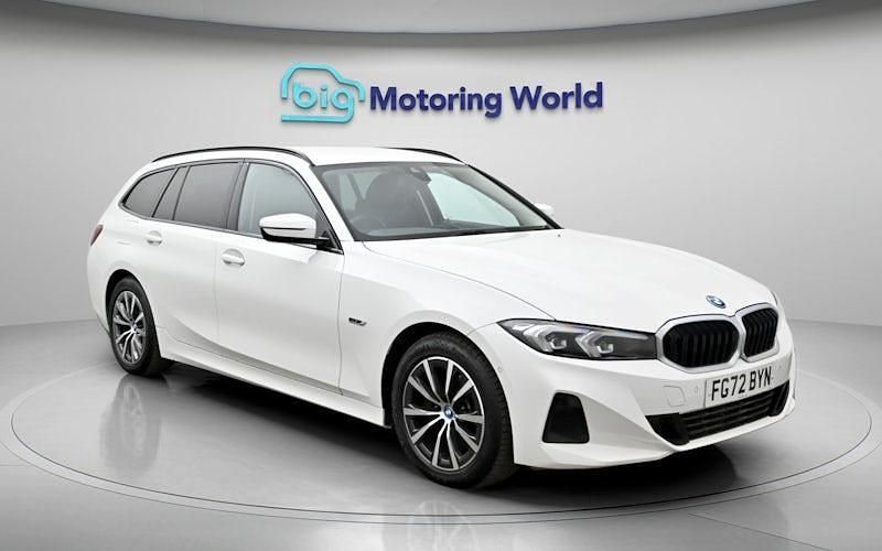 Used BMW 330e Sport Line 292 HP (214 kW) 2024 Estate