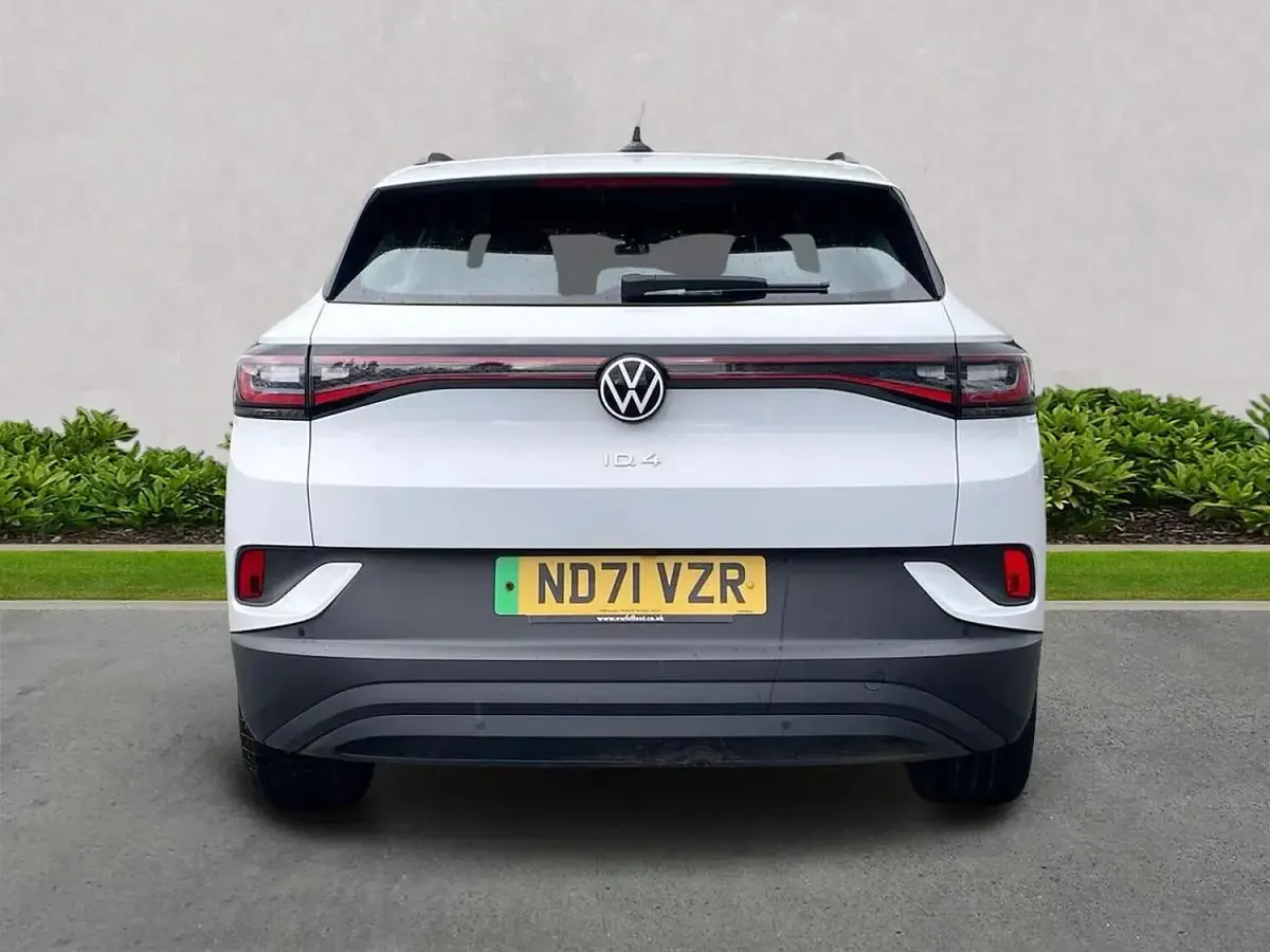 Used VW ID.4 Pure 108 kW (148 HP) 2021 White SUV