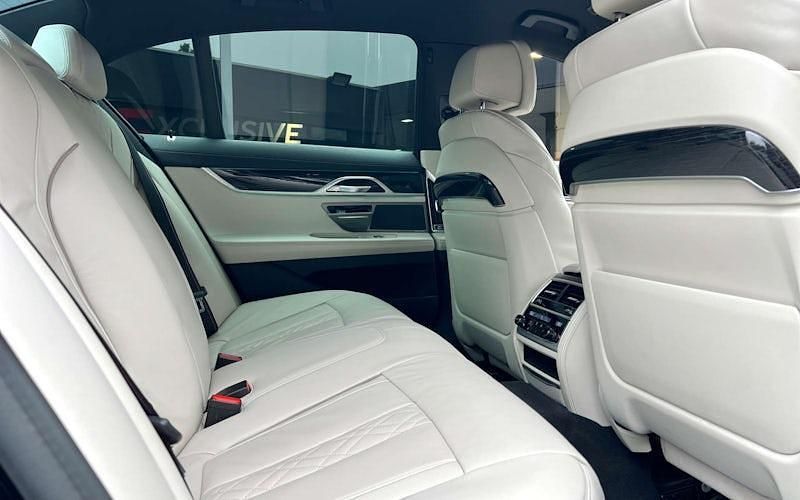 Used BMW 740 M Sport 340 HP (250 kW) 2020 Sedan