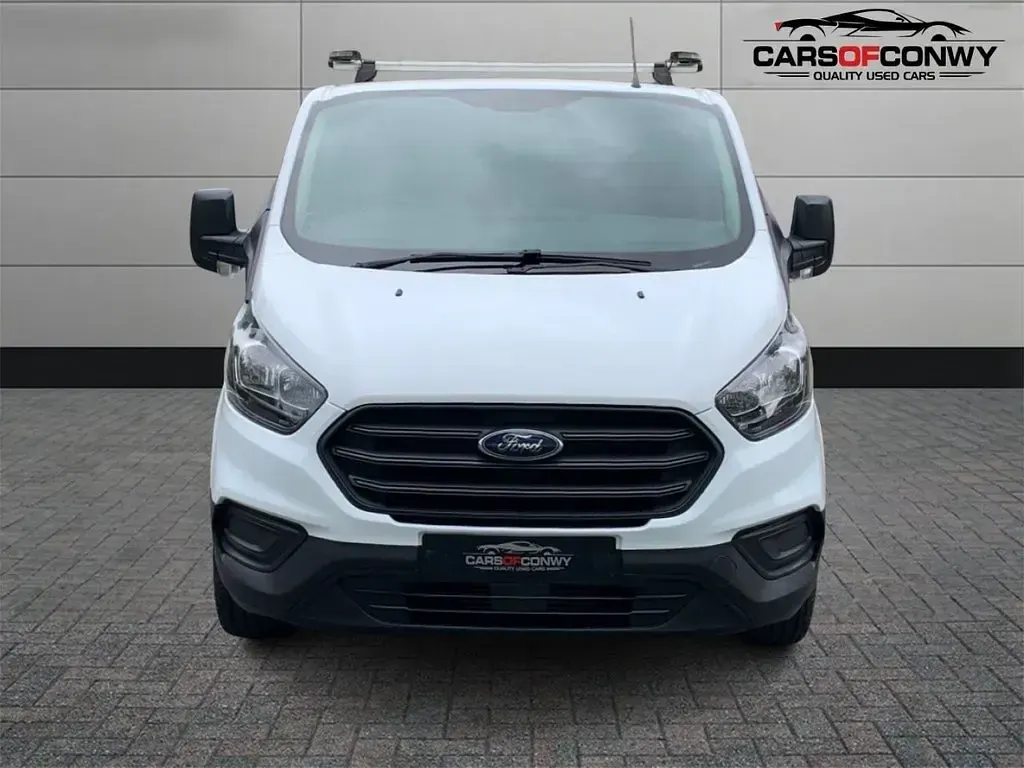 Used Ford Transit Custom 105 HP (77 kW) 2018 White Van