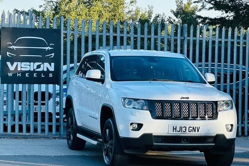 White Used 2013 Jeep Grand Cherokee Limited SUV | £10,195 (Fair price) - Image 1/1
