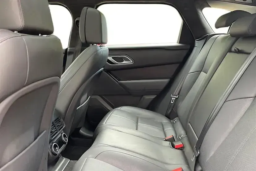 Second-hand Land Rover Range Rover Velar Autobiography 400 CP (294 kW) 2024 Negru SUV