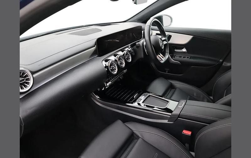 Used Mercedes A35 AMG Premium Plus 301 HP (221 kW) 2024 Blue Hatchback