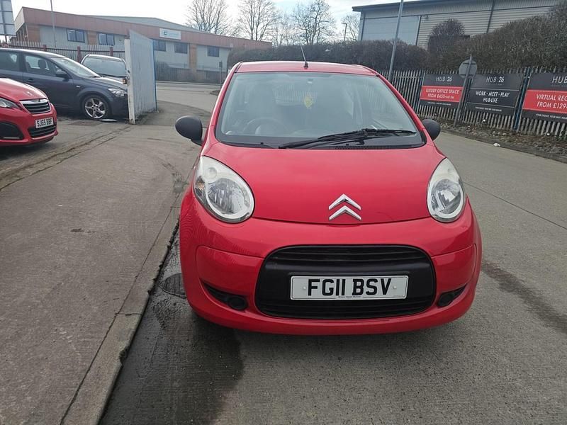 Used Citroën C1 VTR Sport 68 HP (50 kW) 2011 Red Hatchback