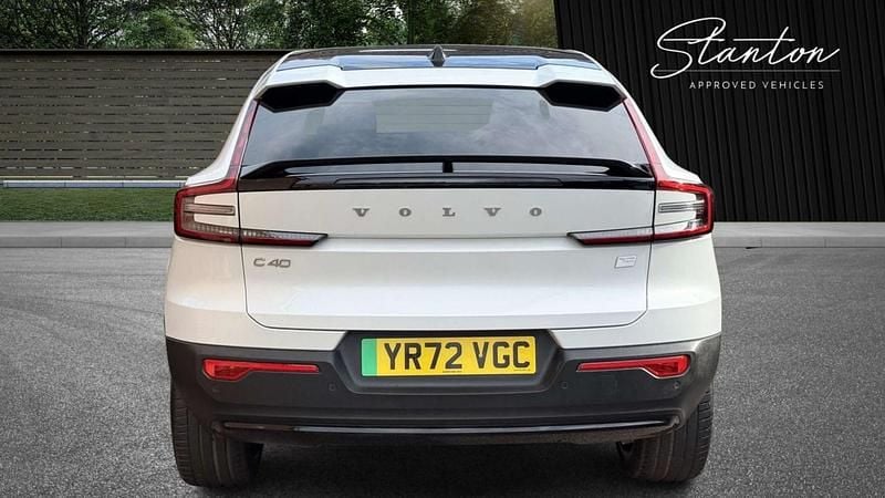Used Volvo C40 Ultimate 300 kW (408 HP) 2022 White SUV