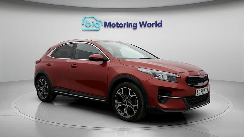 Used 2020 Kia XCeed 2 SUV | £13,500 (Fair price) - Image 1/4