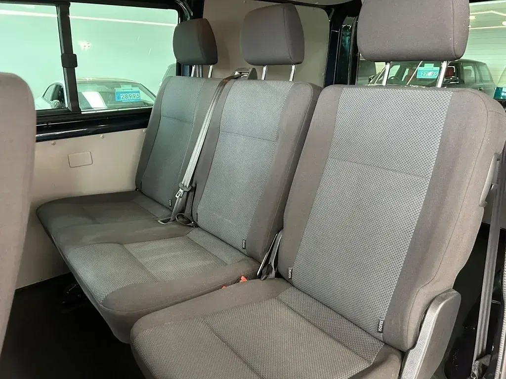Used VW T6 Highline 150 HP (110 kW) 2016 Blue Van
