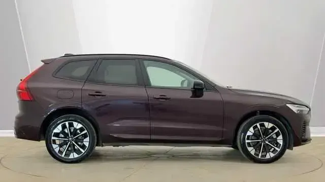 Used Volvo XC60 Ultra 449 HP (330 kW) 2025 Red SUV