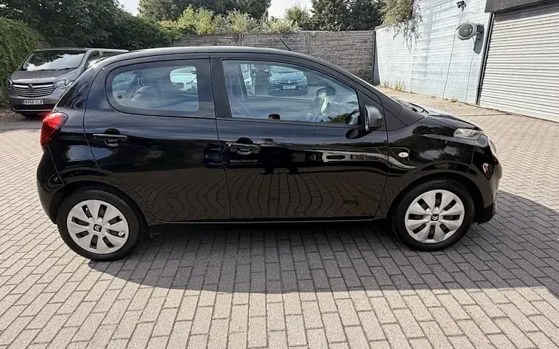 Used Citroën C1 Feel 82 HP (60 kW) 2015 Black Hatchback