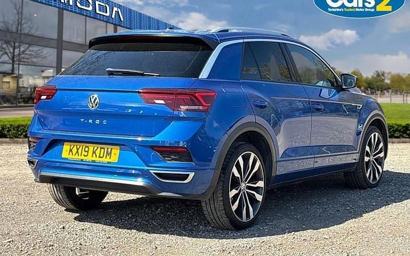 Usado VW T-Roc R-line 150 HP (110 kW) 2019 Azul SUV