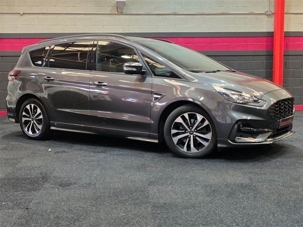 Grey Used 2022 Ford S-MAX ST-Line MPV | £23,490 (Good price) - Image 1/1