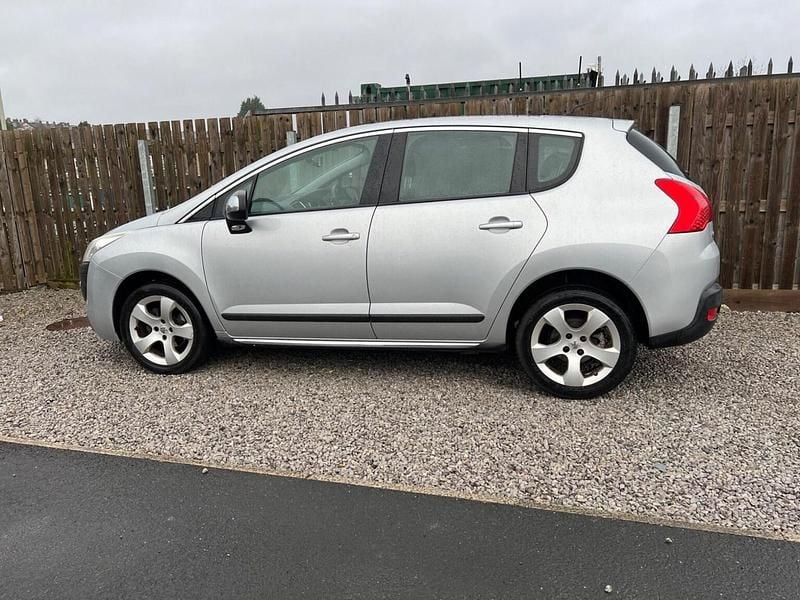 Used Peugeot 3008 2011 Silver SUV