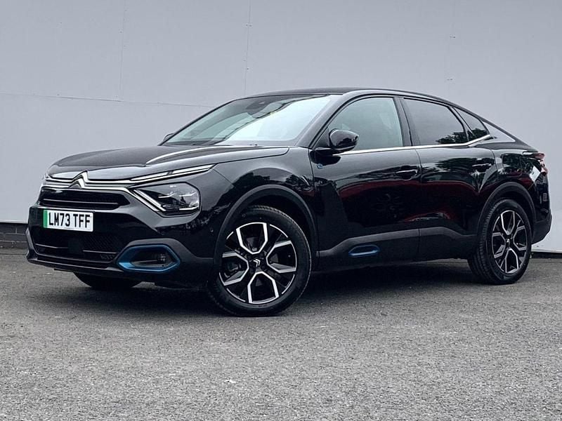 Black Used 2023 Citroën e-C4 Shine SUV | £15,995 (Good price) - Image 1/4