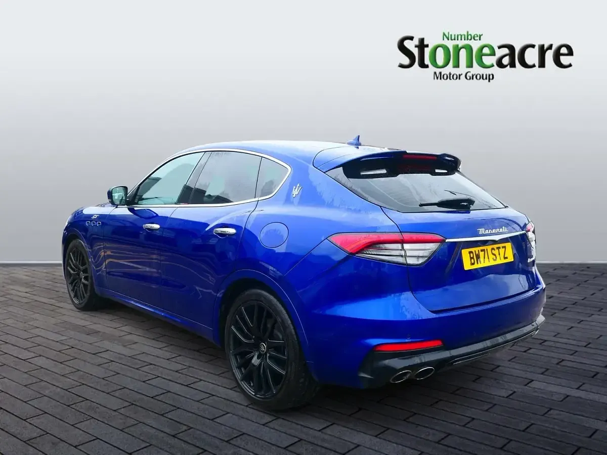 Used Maserati Levante GT 330 HP (242 kW) 2021 Blue SUV