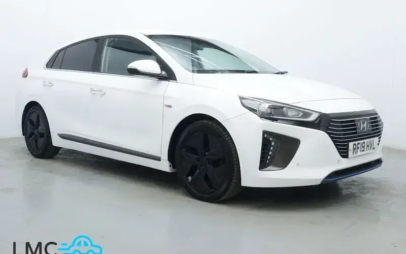 Used Hyundai Ioniq Premium SE 141 HP (103 kW) 2019 Hatchback