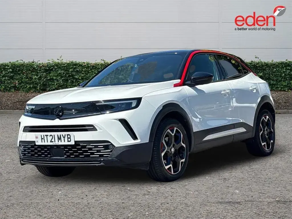 Used Vauxhall Mokka SRi 131 HP (96 kW) 2021 White SUV