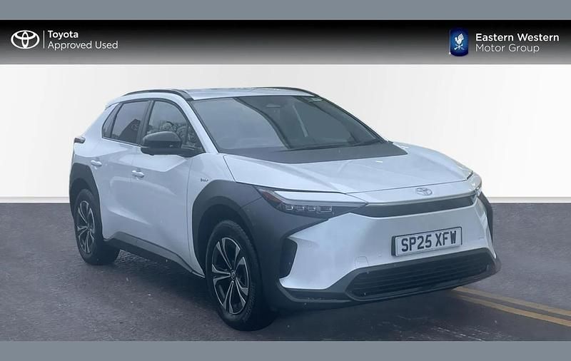 Used Toyota bZ4X 150 kW (204 HP) 2025 White SUV