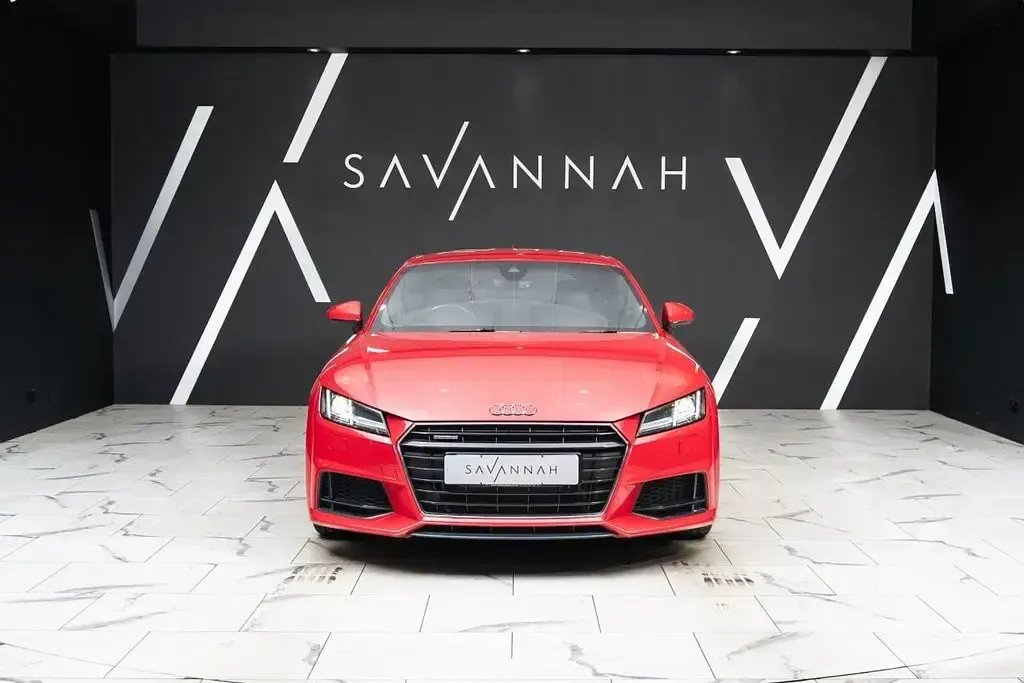 Used Audi TT S-Line 230 HP (169 kW) 2015 Red Coupe