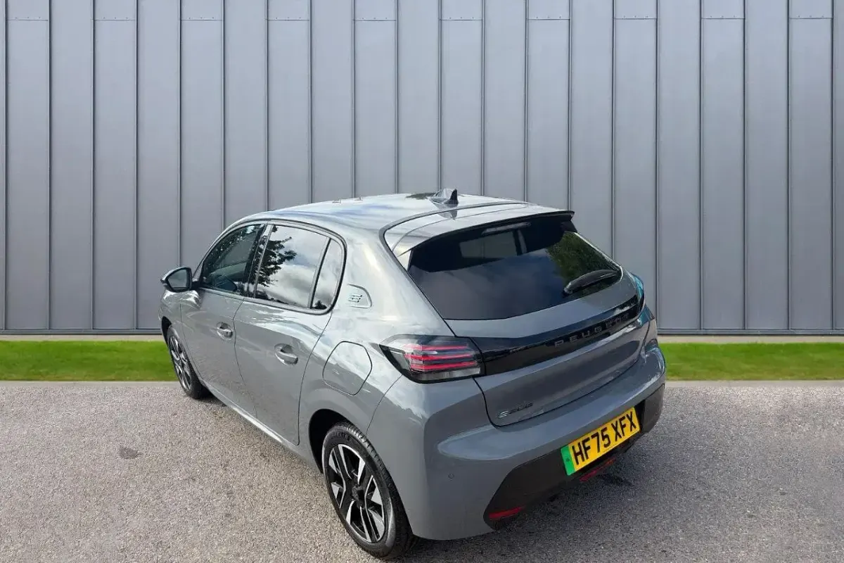 Used Peugeot e-208 Allure 98 kW (134 HP) 2025 Grey Hatchback