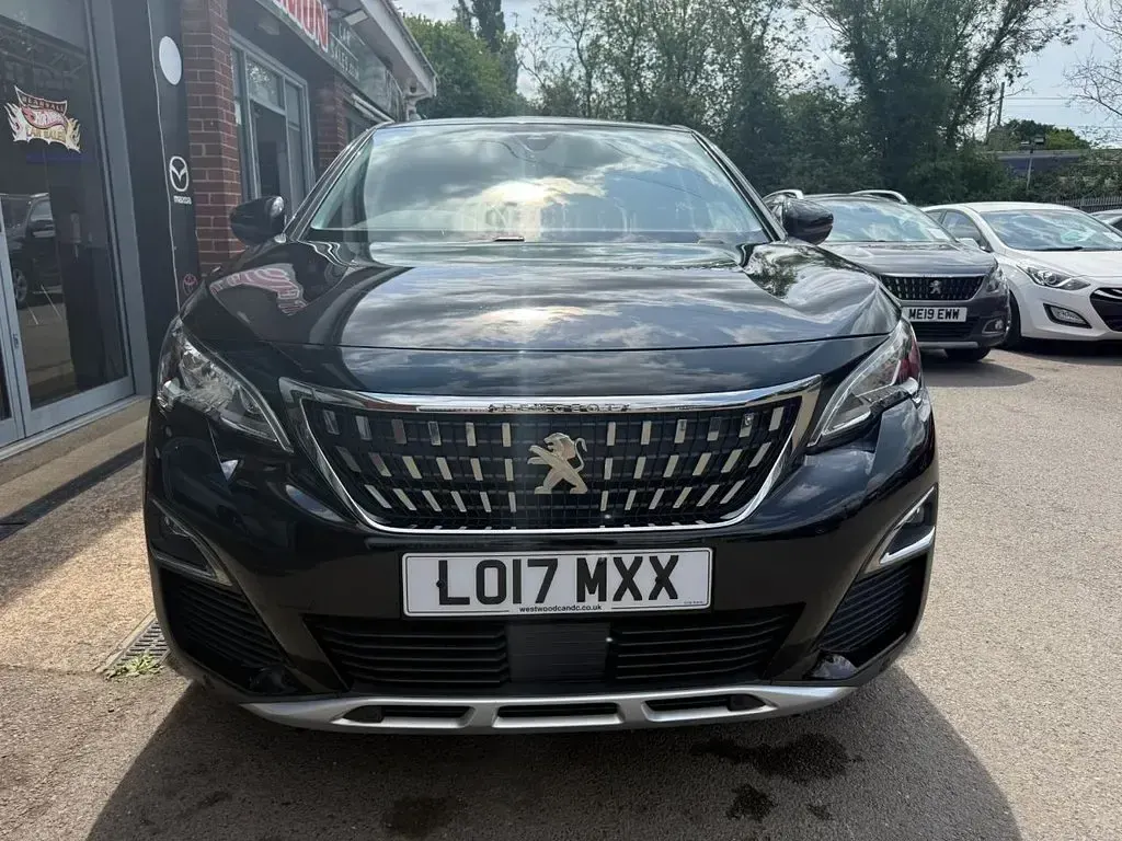 Used Peugeot 3008 Allure 130 HP (95 kW) 2017 Black SUV