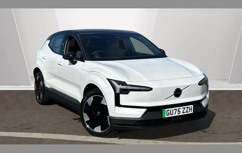 White New 2025 Volvo EX30 Performance SUV | £34,950 (Fair price) - Image 1/3