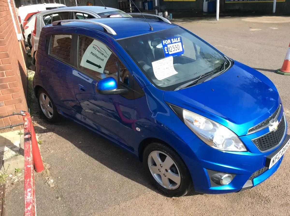 Used Chevrolet Spark LT 81 HP (59 kW) 2012 Blue Hatchback