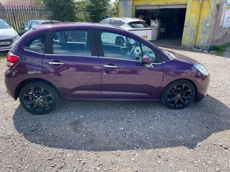 Purple Used 2015 Citroën C3 SELECTION Hatchback | £1,995 (Good price) - Image 1/4