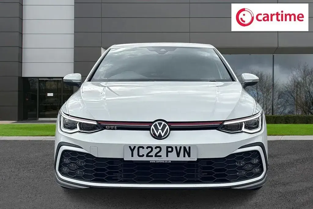 Used VW Golf VIII GTI 245 HP (180 kW) 2022 White Hatchback