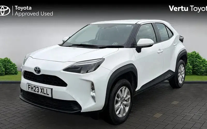 Used Toyota Yaris Hybrid 116 HP (85 kW) 2026 Estate