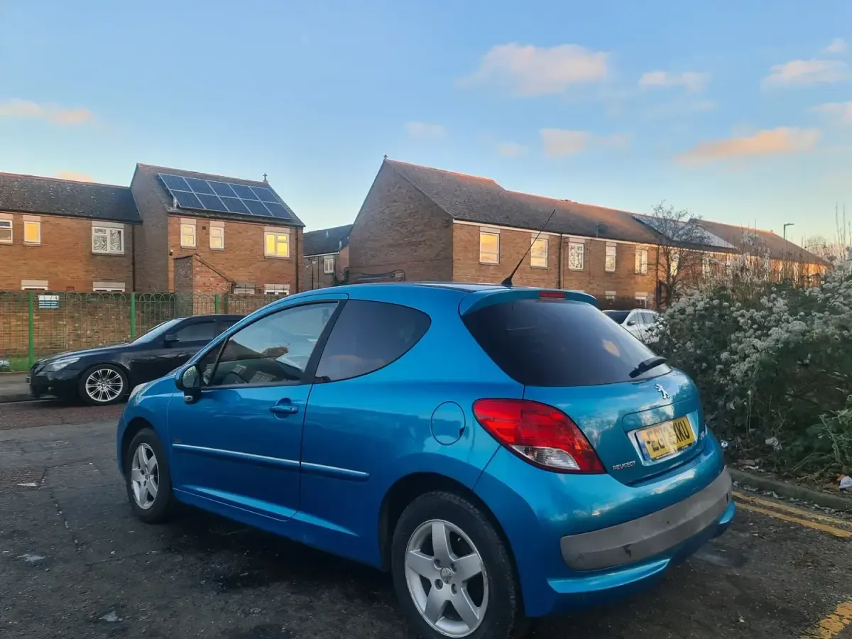 Begagnad Peugeot 207 Sportium 68 HK (50 kW) 2012 Blå Halvkombi
