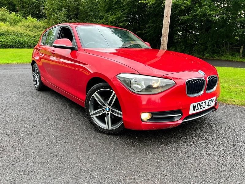 Used BMW 116 Sport Line 2014 Red Hatchback