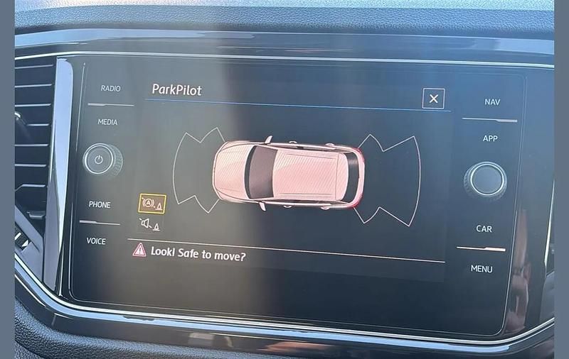 Used VW T-Roc SEL 187 HP (137 kW) 2018 Black SUV