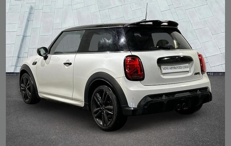 Used Mini Cooper S Premium 176 HP (129 kW) 2023 White Hatchback